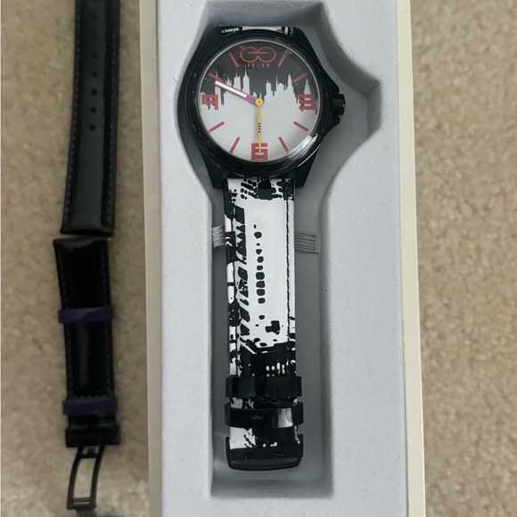 Eleven Eleven Watch interchangeable - Picture 4 of 11